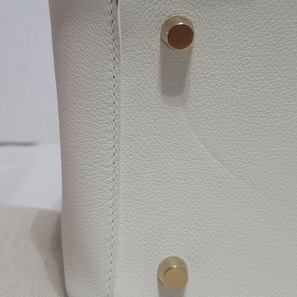 Brand new Hermès White Lindy 26 - Picture 2 of 16